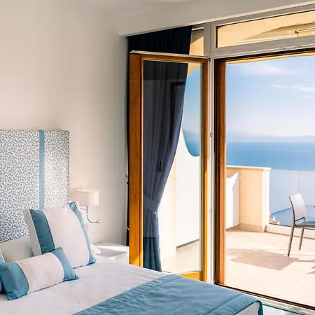 Bed & Breakfast Sea View 4*